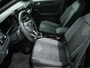 Volkswagen T-Roc 1.5 TSI R-LINE 150PK BLACK EDITION DSG | Trekhaak | Panoramadak | LED Matrix | El. achterklep