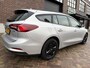 Ford Focus Wagon 1.0 EcoBoost Hybrid Titanium / ALL-Season banden / Navigatiesysteem 8 inch Touch- & Swipescreen