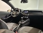 Renault Clio 90PK TCe Intens | Navi | Cruise Control | Parkeersensoren | Climate Control | Apple CarPlay/Android Auto | Licht & Regen Sensor | Lichtmetalen Velgen |
