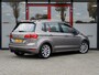 Volkswagen Golf Sportsvan 1.4 TSI Highline | Trekhaak | Origineel NL | 2e Eigenaar | Navigatie | DAB+ | Camera | Cruise Control | Climate Control | Parkeersensoren | Lichtmetalen Velgen | Metallic Lak | NAP |