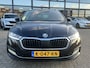 Skoda Octavia Combi 1.0 e-TSI DSG Business Edition Plus Navigatie Trekhaak Camera Carplay Keyless Elek Stoel + verwarming ACC 17 Inch Velgen Getint Glas NL Auto
