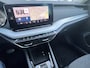 Skoda Octavia Combi 1.0 e-TSI DSG Business Edition Plus Navigatie Trekhaak Camera Carplay Keyless Elek Stoel + verwarming ACC 17 Inch Velgen Getint Glas NL Auto
