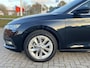 Skoda Octavia Combi 1.0 e-TSI DSG Business Edition Plus Navigatie Trekhaak Camera Carplay Keyless Elek Stoel + verwarming ACC 17 Inch Velgen Getint Glas NL Auto