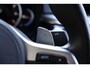 BMW 5-Serie M550i xDrive Executive M-Sport | Merina leder | 20" | Driving Assistent Plus | Comfort stoel met geheugen | Real-Time Traffic information, Zonnerolgordijnen achter, Stoelverwarming voor en achter, etc.