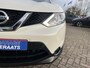 Nissan Qashqai 1.2 Acenta | Camera en parkeersensoren V+A, Panorama dak, Navigatie, 18" LM-velgen, Cruise controle, Afn. trekhaak