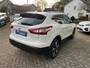 Nissan Qashqai 1.2 Acenta | Camera en parkeersensoren V+A, Panorama dak, Navigatie, 18" LM-velgen, Cruise controle, Afn. trekhaak