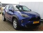 Toyota Yaris Cross 1.5 Hybrid Automaat All season banden l Adaptief cruise control l Navi l Apple/Android carplay l Armsteun l Elektrisch inklapbare buitenspiegels l Climate control l Achteruitrijcamera l VDL auto