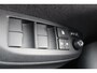 Toyota Yaris Cross 1.5 Hybrid Automaat All season banden l Adaptief cruise control l Navi l Apple/Android carplay l Armsteun l Elektrisch inklapbare buitenspiegels l Climate control l Achteruitrijcamera l VDL auto