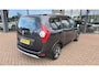 Dacia Lodgy 1.2 TCe Stepway 7p. Airco, Voorstoelen verwarmd, Multimediasysteem, Navigatie, , Cruise control, Achteruitrijcamera, Parkeersensoren, Elektrische ramen en spiegels, Lichtmetalen velgen, BOVAG GARANTIE