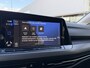 Volkswagen Golf 1.4 eHybrid Style / Carplay / Elec trekhaak / Parkeersensoren voor en achter
