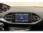 Peugeot 308 1.2 130pk Allure | Trekhaak | Navigatie | Apple Carplay/Android Auto | Panoramadak | Camera | Parkeersensoren v+a | Climate en Cruise Control