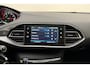 Peugeot 308 1.2 130pk Allure | Trekhaak | Navigatie | Apple Carplay/Android Auto | Panoramadak | Camera | Parkeersensoren v+a | Climate en Cruise Control