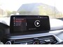 BMW 5-Serie Touring 540i xDrive Touring M Sportpakket, Panoramadak, M leerstuurwiel, 4-zone, DAB, Grootlicht assistent, BMW Live Cockpit Professional, Adaptieve LED-koplamp, ect.