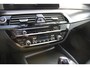 BMW 5-Serie Touring 540i xDrive Touring M Sportpakket, Panoramadak, M leerstuurwiel, 4-zone, DAB, Grootlicht assistent, BMW Live Cockpit Professional, Adaptieve LED-koplamp, ect.