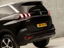Peugeot 5008 1.2 PureTech Sport 7 Persoons Automaat (APPLE CARPLAY, GROOT NAVI, STOELVERWARMING, KEYLESS, GETINT GLAS, SPORTSTOELEN, LANE ASSIST, CRUISE, DAB+, NIEUWSTAAT)