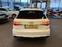 Audi A3 Sportback 1.5 TFSI CoD Sport 3X S-Line Edition | Automaat | Panoramadak | Digital dashboard | Adaptieve cruise control | Automatisch inparkeren | Elek. verstelbare stoelen | Apple carplay | Adaptief onderstel | Achteruitrijcamera | Voorverwarming | Lederen/Alcantar