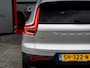 Volvo XC40 2.0 T5 AWD Intro Edition | 1e Eigenaar | Origineel NL | Harman & Kardon | Schuif/ Kantel Panoramadak | Stoelverwarming | Elektrische Zetels | Cruise Control Adaptief | 4x4 | LED Koplampen | Privacy Glas |