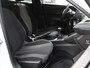 Peugeot 2008 SUV Active Pack 100PK | Navigatie | Climate Control | Cruise Control | Parkeersensoren | Stoelverwarming | Led koplampen | Bluetooth | DAB+ radio | Elektrisch inklapbare spiegels | Apple CarPlay / Android Auto | Regensensor | Automatisch dimlicht | 16” Lichtmetalen velgen |