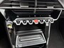 Peugeot 208 Allure Hybrid 110pk Automaat | Navigatie | Climate Control | Cruise Control | Parkeersensoren v+a | Armsteun | Digitaal instrumentenpaneel | Draadloze Apple Carplay / Android Auto | DAB+ radio | All seasonbanden | Led koplampen | Donker getint glas | 16" lichtmetalen velgen |