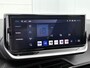 Peugeot 208 Allure Hybrid 110pk Automaat | Navigatie | Climate Control | Cruise Control | Parkeersensoren v+a | Armsteun | Digitaal instrumentenpaneel | Draadloze Apple Carplay / Android Auto | DAB+ radio | All seasonbanden | Led koplampen | Donker getint glas | 16" lichtmetalen velgen |