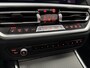 BMW 3-Serie Touring 330e High Executive M-Sport | Pano | H/K | Sfeer | HuD | Virtual | Carplay | Camera | Adap. Cruise | Navi