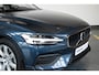Volvo V60 B3 Automaat Essential Edition | 1ste Eigenaar | Dealeronderhouden | Google infotainment | Parkeersensoren voor + achter | Parkeercamera | achteropkomend verkeer waarschuwing | Apple Carplay/Android auto |