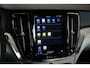 Volvo V60 B3 Automaat Essential Edition | 1ste Eigenaar | Dealeronderhouden | Google infotainment | Parkeersensoren voor + achter | Parkeercamera | achteropkomend verkeer waarschuwing | Apple Carplay/Android auto |