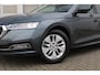 Skoda Octavia Combi 1.0 TSI 110pk Business Edition | Navigatie | Cruise Control | Parkeersensoren