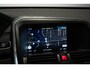 Volvo XC60 T5 Automaat FWD Summum | Elektrisch panorama-dak | Trekhaak| Electronic Climate Controle |  Verwarmbare voorstoelen | Verwarmbare voorruit | Premium audio | Park Assist Achter | Leder bekleding Offblack | Cruise Control |