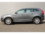 Volvo XC60 T5 Automaat FWD Summum | Elektrisch Glazen Panorama-Dak | Trekhaak Met Afneembare Kogel | Lichtmetalen Velgen 18" | Electronic Climate Controle |  Voorstoelen Verwarmd | Park Assist Achter | Leder bekleding Offblack | Cruise Control | Bots Herkenning En Activatie | Autonomous Emergency Braking | Achterbank In Delen Neerklapbaar |