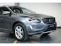 Volvo XC60 T5 Automaat FWD Summum | Elektrisch panorama-dak | Trekhaak| Electronic Climate Controle |  Verwarmbare voorstoelen | Verwarmbare voorruit | Premium audio | Park Assist Achter | Leder bekleding Offblack | Cruise Control |