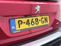 Peugeot e-2008 EV GT Pack 50 kWh 3-Fase | 1e eigenaar | Navigatie | Panoramisch schuifdak | Camera achter | 18 inch wielen | Full led koplampen