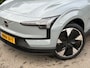 Volvo EX30 Single Motor Extended Range Plus 69 kWh | Beschikbaar vanaf 24-12-2025 | Harman/Kardon | Stoel/Stuur Verwarming | Pilot assist | BLIS | 20" |