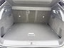 Peugeot E-3008 GT Avantage 210 73 kWh Lederen bekleding | Elektrisch verstelbare voorstoelen | Elektrische achterklep | 360 camera | Drive assist pack | Apple Carplay / Navigatie | massage stoelen