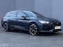 CUPRA Leon Sportstourer 1.4 e-Hybrid VZ Copper Edition Automaat / Navigatie / Elektrische trekhaak 1.500 kg / Elektrische klep / Sportstoelen / Stuur- en stoelverwarming / Apple Carplay Android / 19" LM wielen /