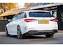 Mercedes-Benz C-klasse Estate 300 e Luxury Line i phev I Leder I Carplay I Digital Light I AMG I Dealeronderhouden I