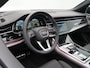Audi Q8 60 TFSI e quattro Pro Line S S Line Competition Panoramadak Wegklapbare trekhaak 23'' Lichtmetalen velgen Vierwiel besturing 47