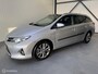 Toyota Auris 1.8 Hybrid Lease Pro Panoramadak, stoelverwarm.
