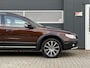 Volvo XC70 2.0 D4 Geartronic-8 Classic Edition -Schuifdak-Xenon-Adap.CC-Trekhaak-Stuurverw.-Prachtige auto