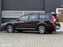 Volvo XC70 2.0 D4 Geartronic-8 Classic Edition -Schuifdak-Xenon-Adap.CC-Trekhaak-Stuurverw.-Prachtige auto