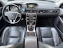 Volvo XC70 2.0 D4 Geartronic-8 Classic Edition -Schuifdak-Xenon-Adap.CC-Trekhaak-Stuurverw.-Prachtige auto