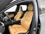 Volvo XC60 T5 AWD 251PK Inscription / Leder / Navigatie / Winter Line / Business Pack Connect / Intellisafe Pro Line / Versatility Line / Apk nieuw