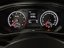 Volkswagen T-Roc 1.0 TSI Style 110 pk | Navigatie | Parkeersensoren | Adaptieve cruise control | Autom. airco | Apple Carplay/Android Auto |