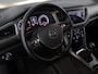 Volkswagen T-Roc 1.0 TSI Style 110 pk | Navigatie | Parkeersensoren | Adaptieve cruise control | Autom. airco | Apple Carplay/Android Auto |