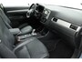 Mitsubishi Outlander 2.0 PHEV Instyle | automaat | trekhaak | trekgewicht 1500 kg | leder | elektr. achterklep | schuif/kanteldak | climate control | camera | navi fullmap | keyless | stoel elektr. verstelbaar | xenon