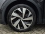 Volkswagen ID.4 First 77 kWh | Stuur+Stoel verwarming | Camera | LED | 20 inch | Carplay/android auto |