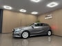 Mercedes-Benz A-klasse 180 Business Solution * Automaat / Camera / Navigatie / LED / NL Auto *