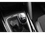 Renault Kadjar 1.2 TCe Intens / Trekhaak / Navigatie / Parkeerhulp V+A / Cruise Control / DAB / Keyless entry / 17'' / Stoelverwarming