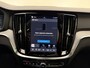 Volvo V60 T6 350pk Plug-in hybrid AWD Plus Dark / €3300,- Voorraadkorting / Panoramisch dak / Head-up display / Keyless / 360Camera / H&K Audio / Sportstoelen.