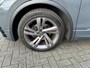 Volkswagen Tiguan 1.5 TSi Aut. R-Line Navi. Camera Schuifdak Leder Trekhaak